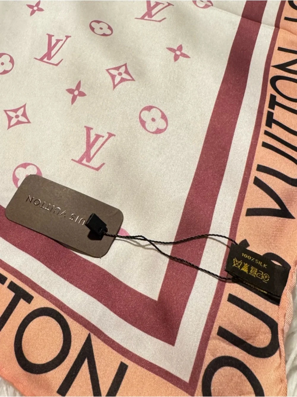 LOUIS VUlTTON luxury vibes pink white monogram silky scarf 35x35‼️LAST ONE LEFT